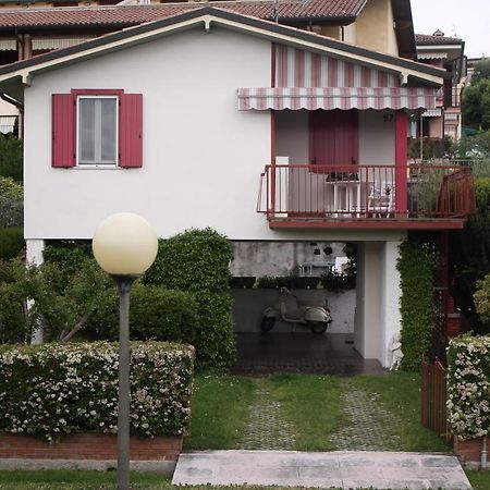 شقة Residenza Palmira Bardolino Calmasino المظهر الخارجي الصورة