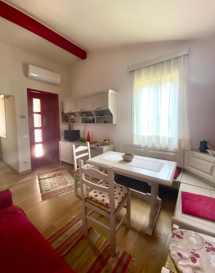 شقة Residenza Palmira Bardolino Calmasino المظهر الخارجي الصورة